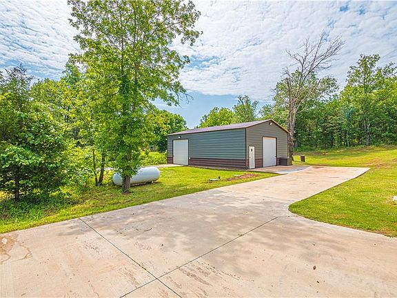 3rd image of 17148 SE 149th St