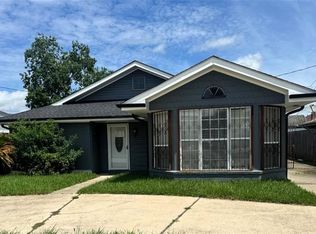 2424 Colonial Blvd, Violet, LA 70092