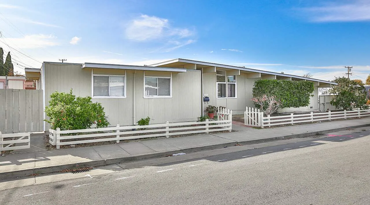 1618 Celeste Dr photo 1