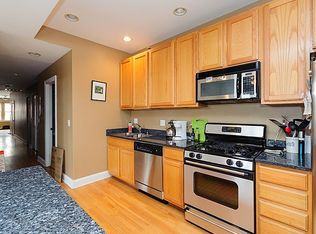 2712 N Fairfield Ave APT 2N, Chicago, IL 60647
