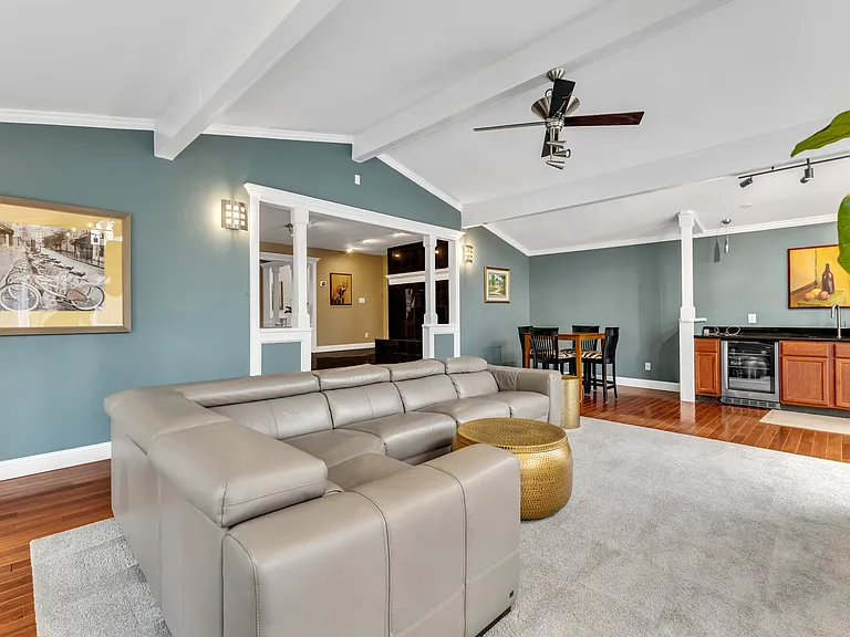 1126 Trailwood Dr — Photo 23