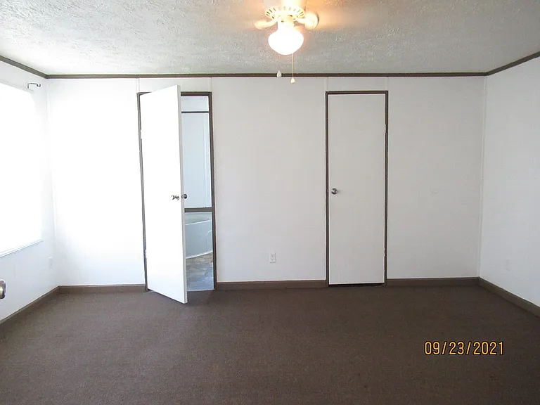3185 Homestead Rd — Photo 7