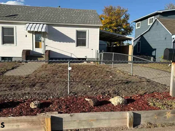 605 E 2nd St, Kimball, NE 69145
