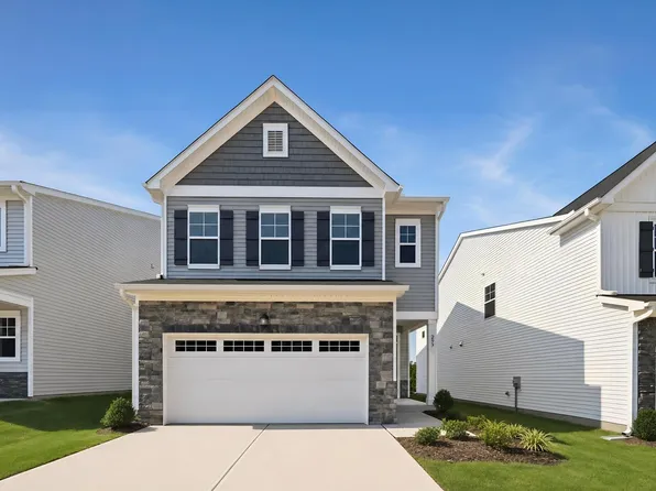 293 Beachcomber Dr, Lillington, NC 27546