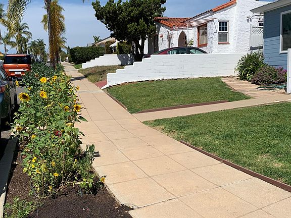 5th image of 3219 Isla Vista Dr