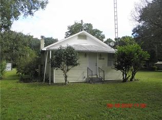 17015 SE 95th Street Rd, Ocklawaha, FL 32179