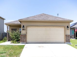 14615 Stirrup Trce, Elmendorf, TX 78112