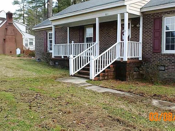 3rd image of 3821 Ward Dr