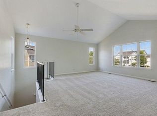1201 Orleans Dr, Mundelein, IL 60060