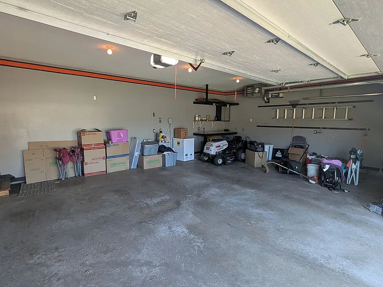 1002 3rd Ave SW — Photo 7