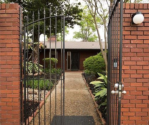 5th image of 113 Meadowbrook Dr