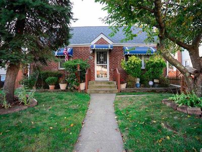 752 Union Dr, Uniondale, NY, 11553