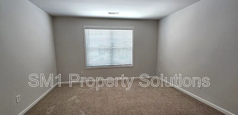 218 Stamm Dr #1 — Photo 9