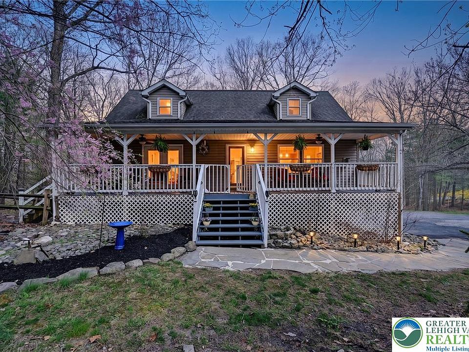 1st image of 252 Majestic Dr