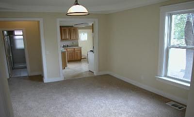 3rd image of 804 W 5th Ave