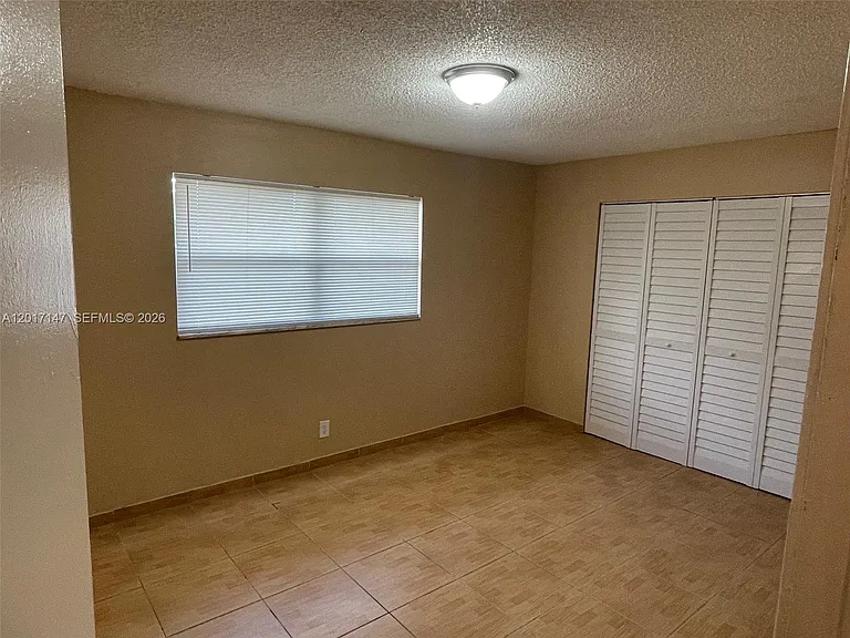 5960 NW 20th St #5960 — Photo 8