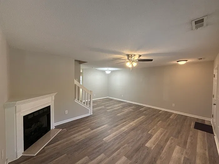 2 bed, 2.5 bath, $1,650 — Photo 3