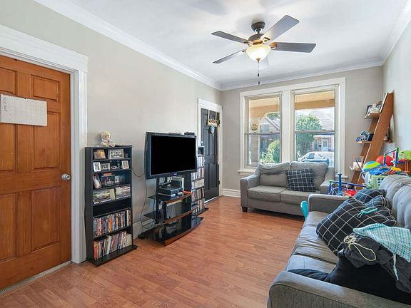 3rd image of 3402 W Beach Ave #1