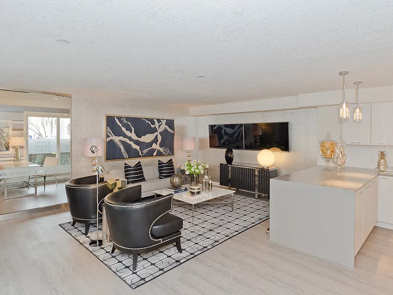 1313 13th Ave SW — Photo 5