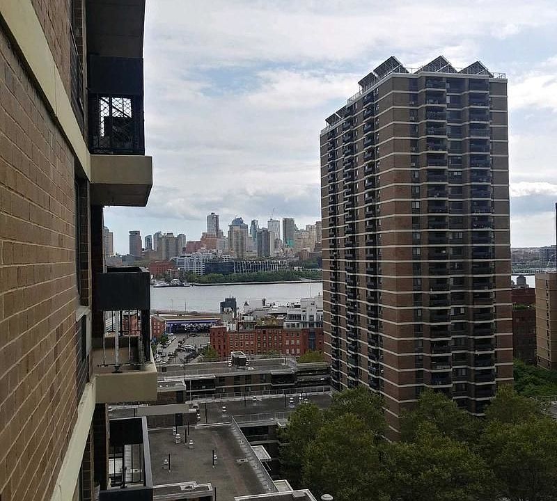 1st image of 90 Gold St APT 17M