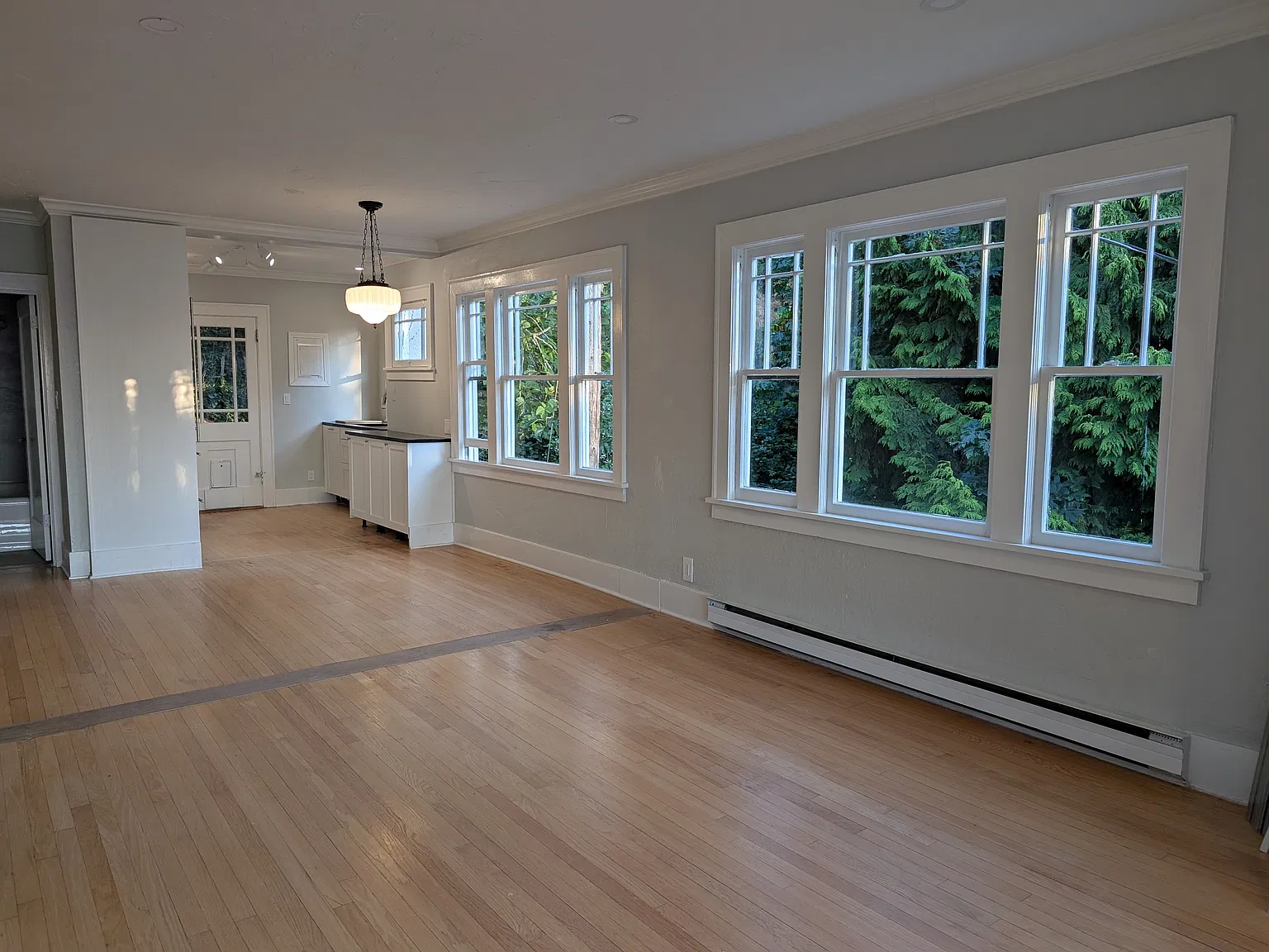 2 bed, 1500 sqft, $4,500 — Photo 4