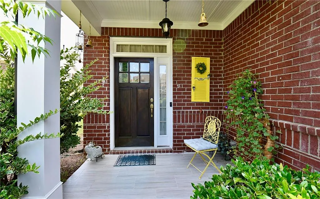 4 bed, 3.5 bath, 3319 sqft, $3,250 — Photo 2