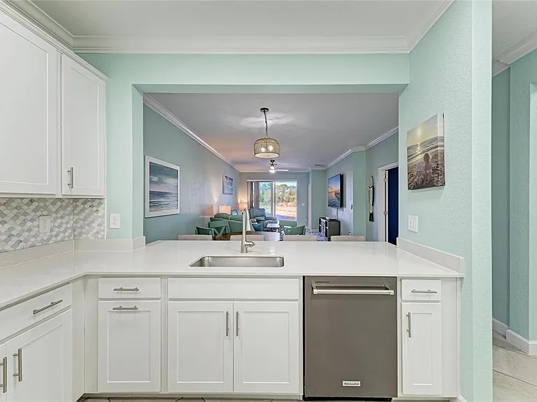8613 Seasalt Loop — Photo 36