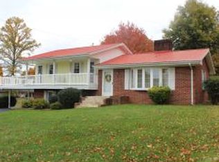 1702 Moore Ave, Greeneville, TN 37745