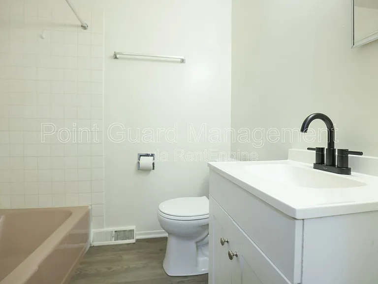 5918 Camden Ave #5918 — Photo 9