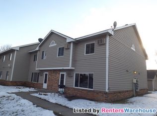 760 W Village Rd APT 108, Chanhassen, MN 55317