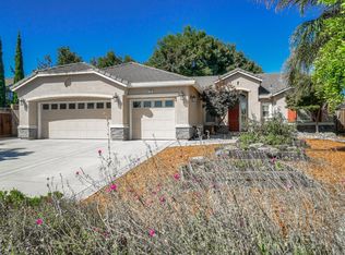876 Covey Ct, Hollister, CA 95023