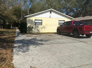 3592 Meriden Ave APT B, Oldsmar, FL 34677