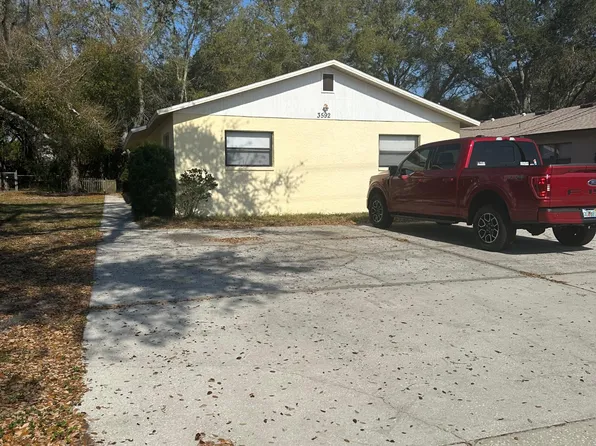 3592 Meriden Ave APT B, Oldsmar, FL 34677