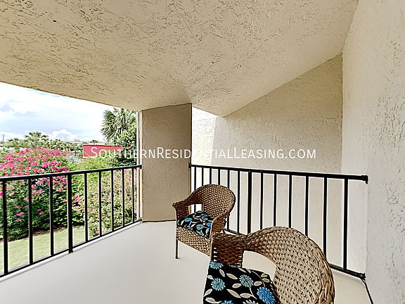 5th image of 930 Gulf Shore Dr Unit 31