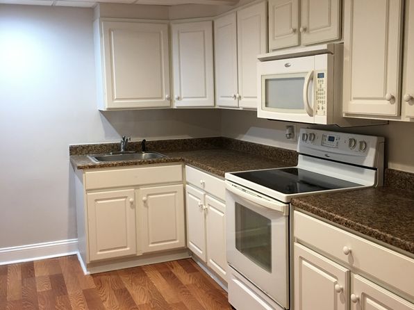 88 Wellington Mnr #A