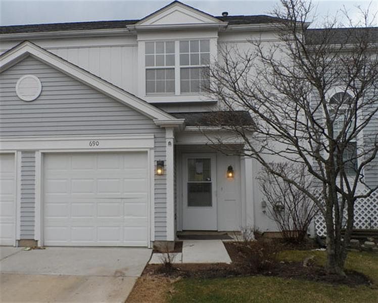 1st image of 690 Fairhaven Dr