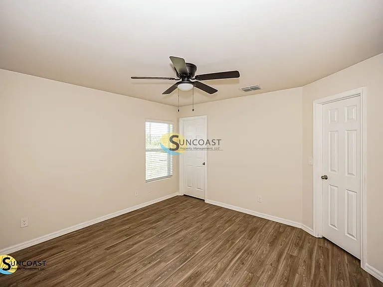 11161 Pendleton Ave — Photo 12