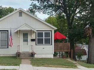 404 Vine St, Wamego, KS 66547