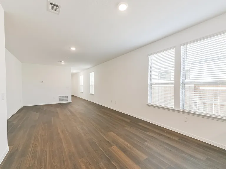 14483 Cedar Ledge Ln — Photo 35