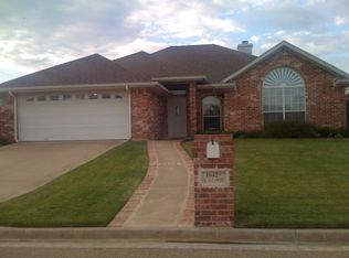 10425 Sunflower Dr, Waco, TX 76708
