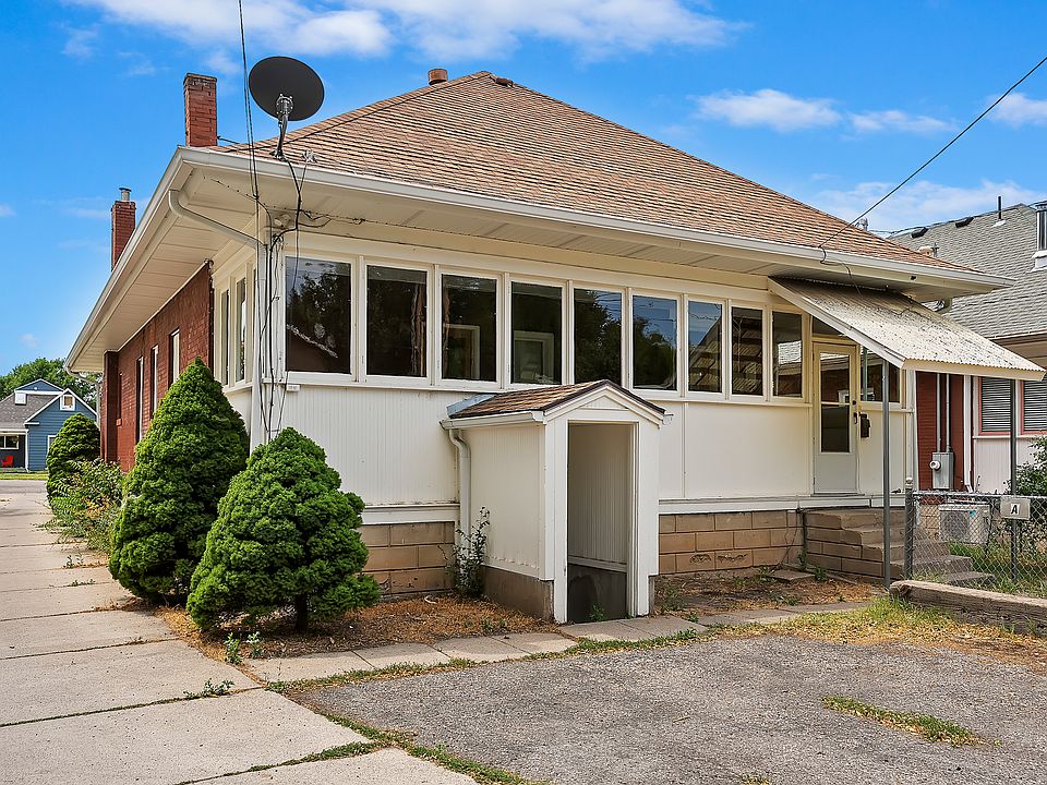 SunPorch Entry at Back of House, Convenient Parking for 2 Cars.
Full Basement with Laundry Hook-Ups