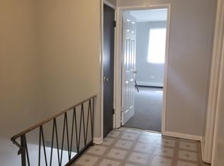 9945 S Yates Blvd, Chicago, IL 60617