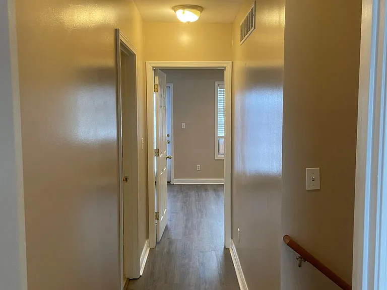 126 Crossing Ct #3 — Photo 9