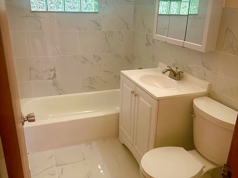 245 W Terra Cotta Ave #8 — Photo 10