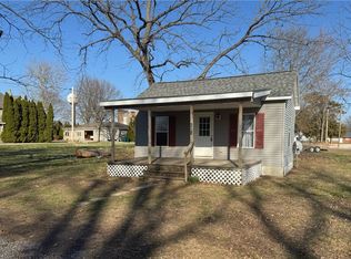 212 S Illinois St, Atwood, IL 61913