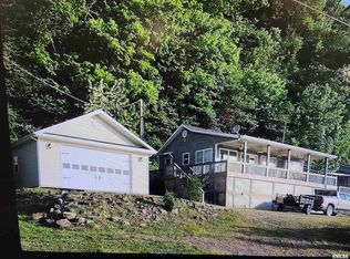 9 Ropers Landing Rd, Golconda, IL 62938