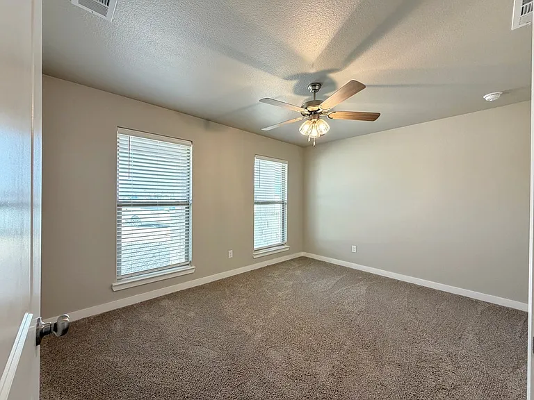 6906 Wagon Ct — Photo 15