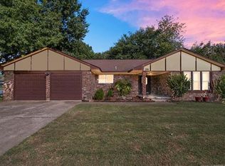 1701 S 4th St, Broken Arrow, OK 74012