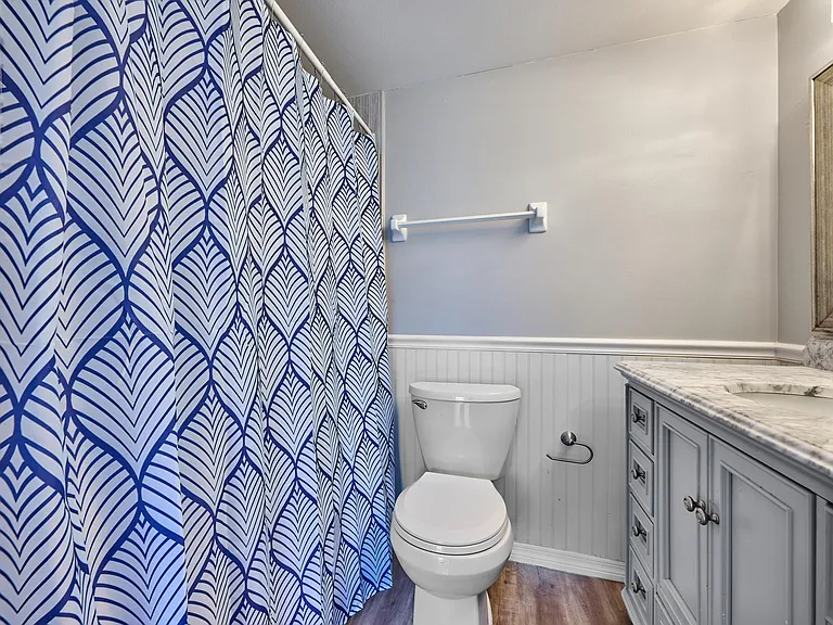 12021 W Greenway Dr — Photo 35