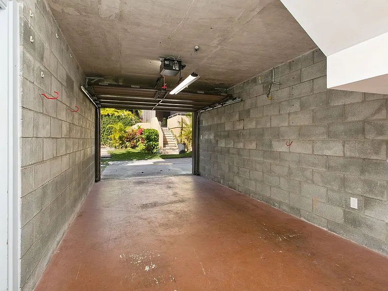 117 Maunalua Ave #C — Photo 25